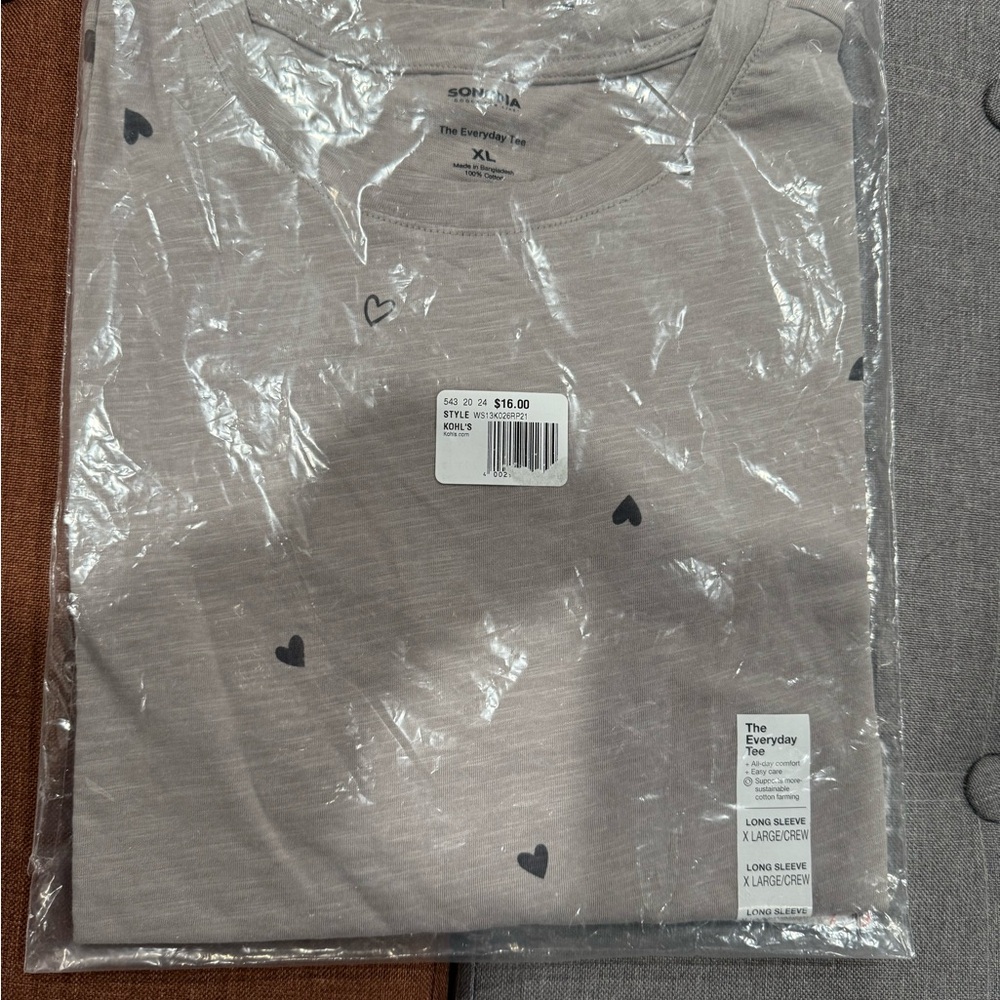 Sonoma women’s Long Sleeve Shirt with Heart Pattern